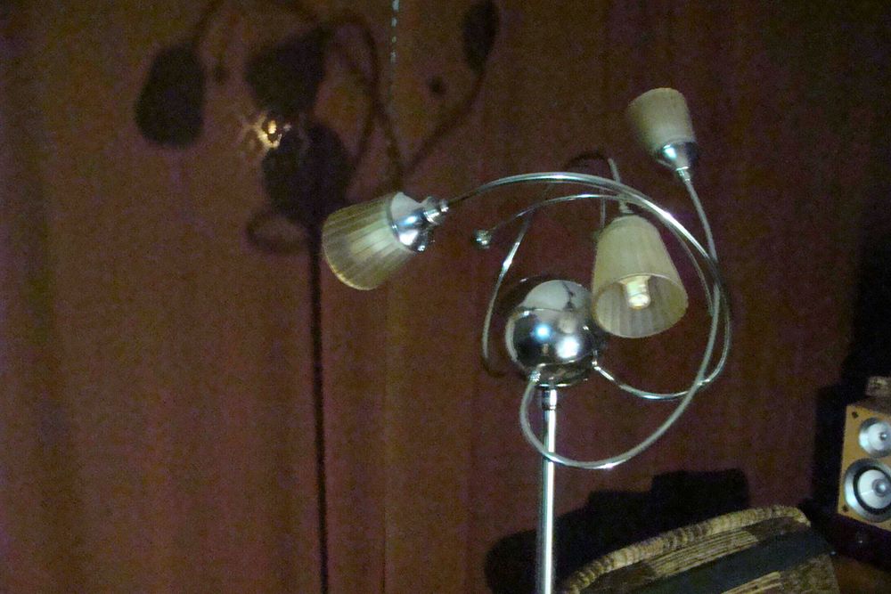 Lampa stojąca,bardzo nietypowa..jedyna w swoim rodzaju,wys.: 96cm