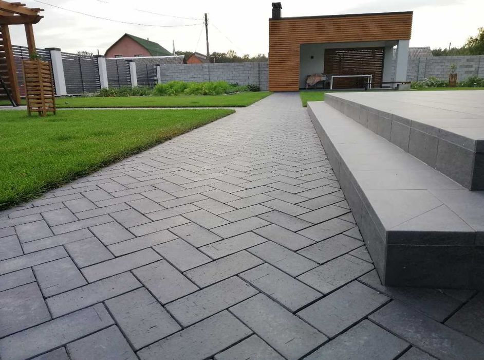 Бруківка, поребрик, тротуарна плитка - від виробника (від 350грн)