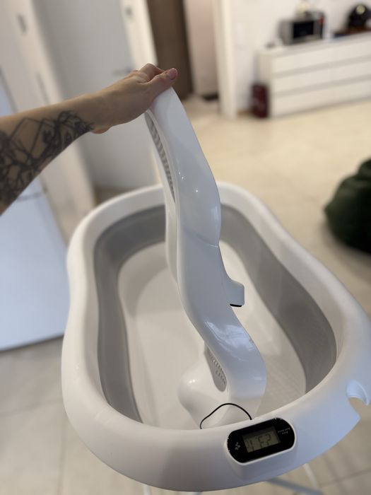 Дитяча ванночка складна на підставці