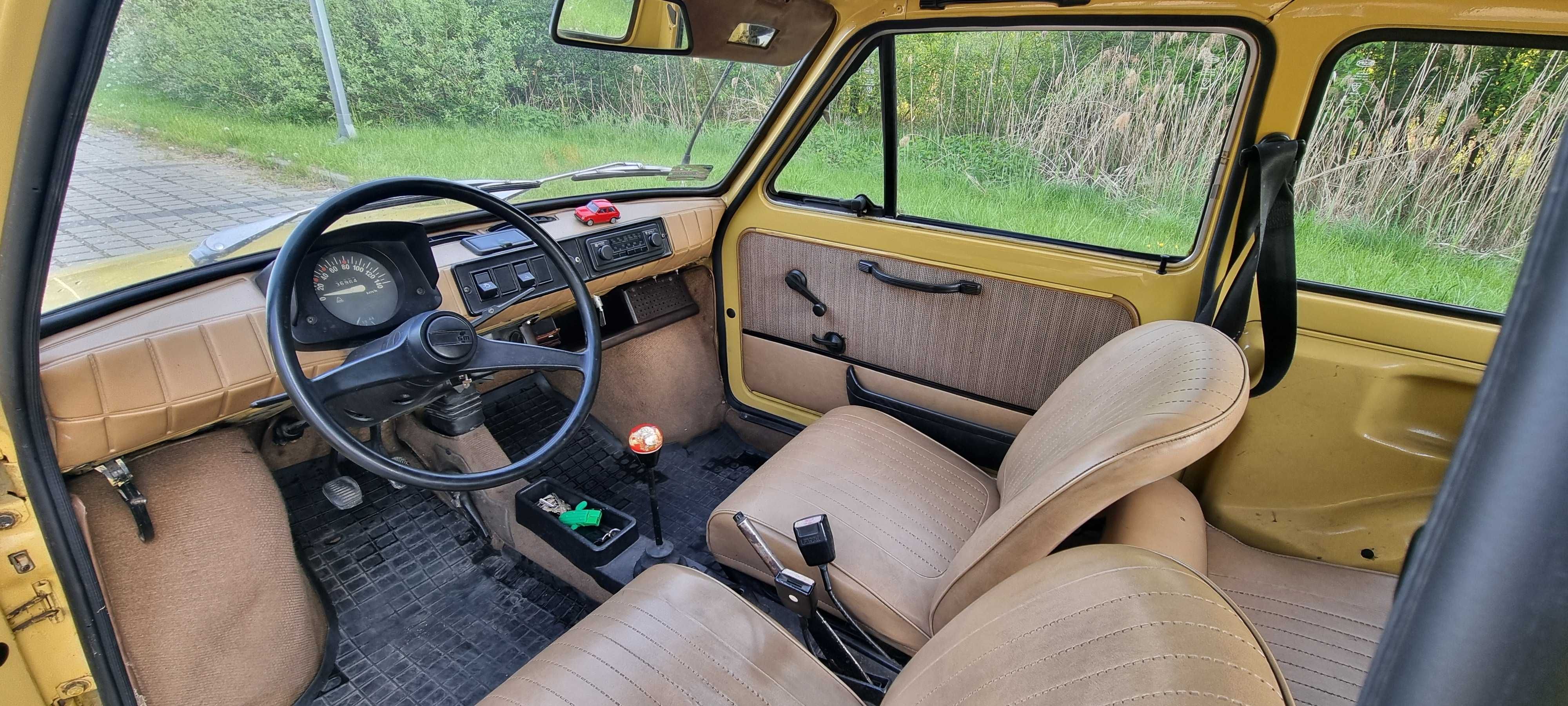 FIAT 126P 1983 rok 600 cm wersja export  jasne wnętrze PIEKNY EGZEMPLA