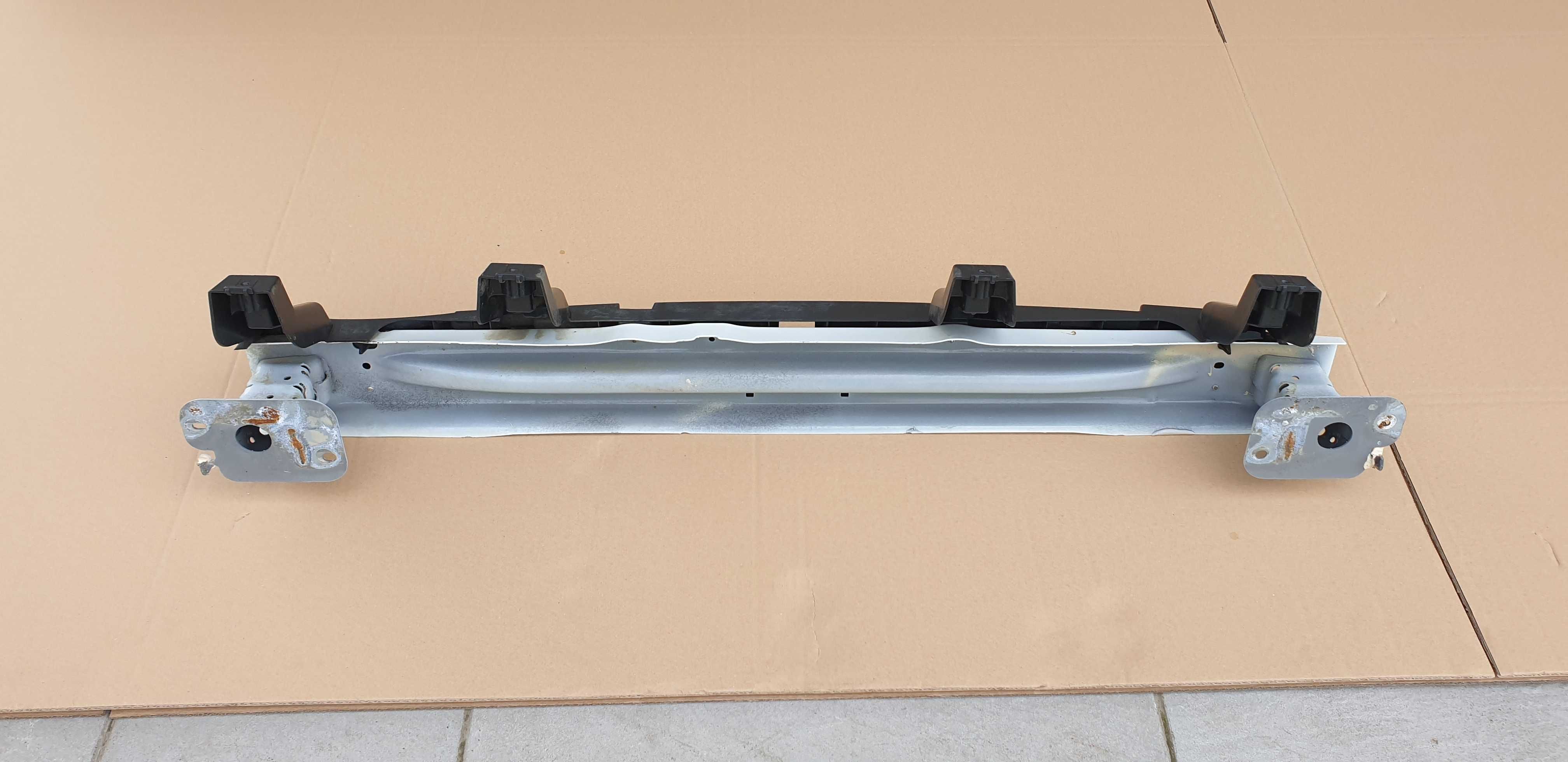Sandero Stepway III 3 belka wzmocnienie pod zderzak tył tylny OV 369