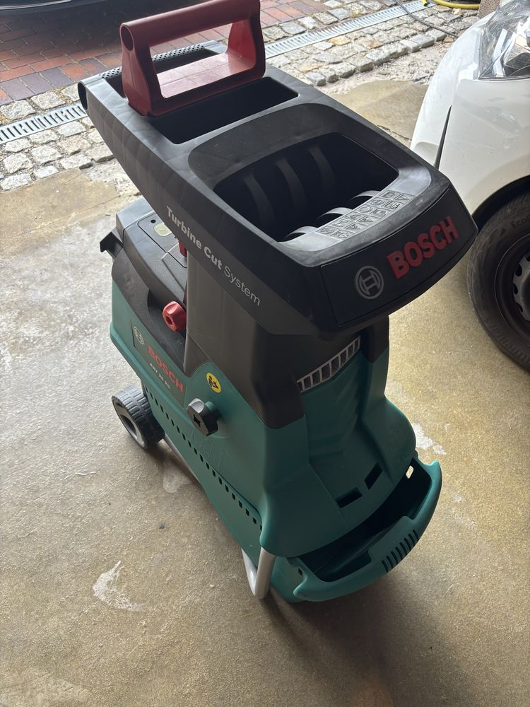 Rozdrabniacz do gałęzi Bosch AXT 25 TC