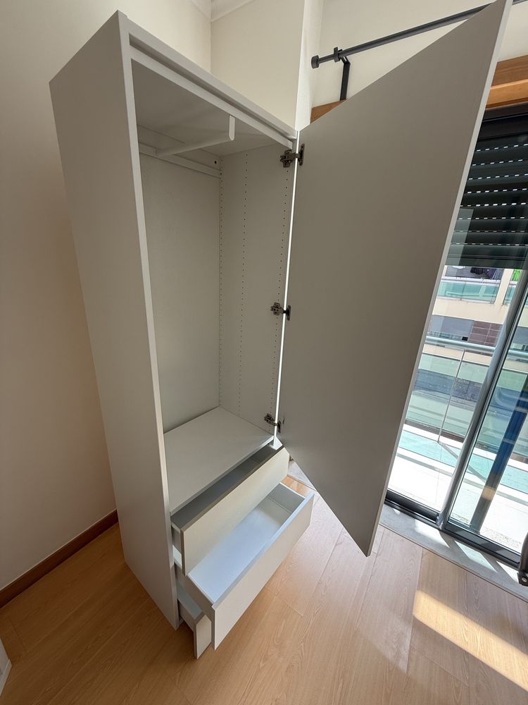 Movel alto para quarto
