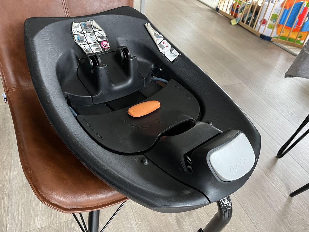 Fotelik cybex aton 3 s + baza isofix