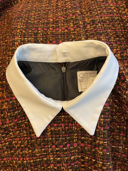 Pomarańczowa brązowa tweedowa sukienka midi z kołnierzem Stella Jean