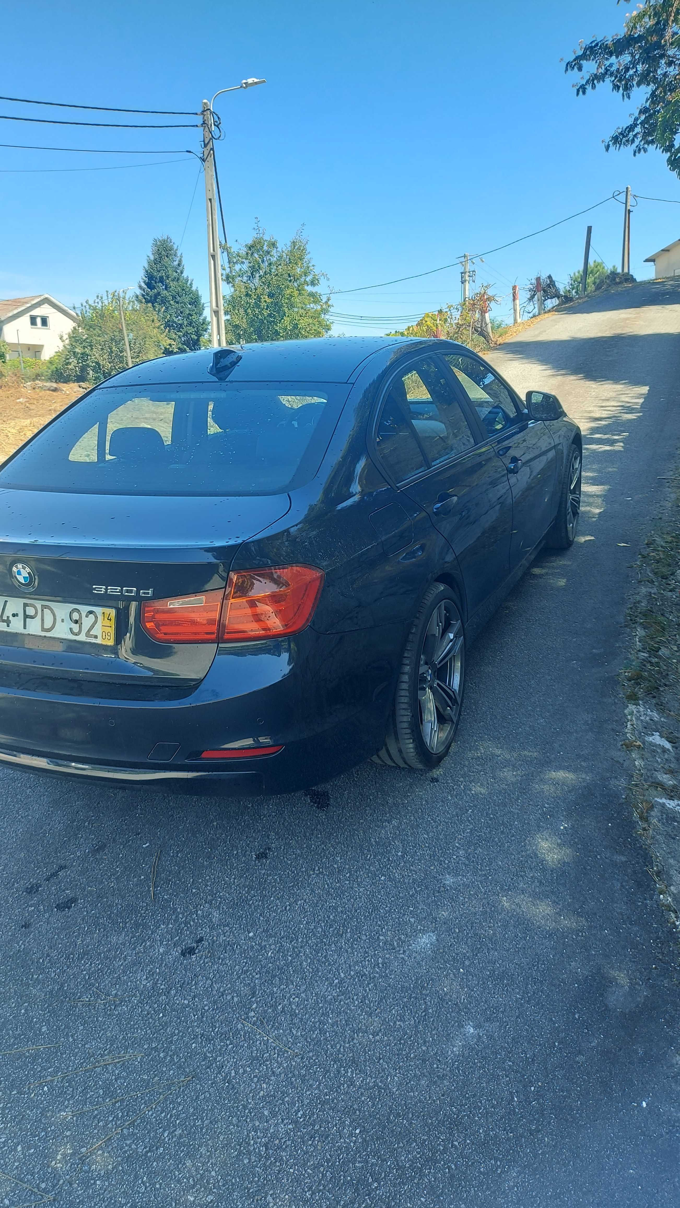 BMW 320 Azul - Bom Preço