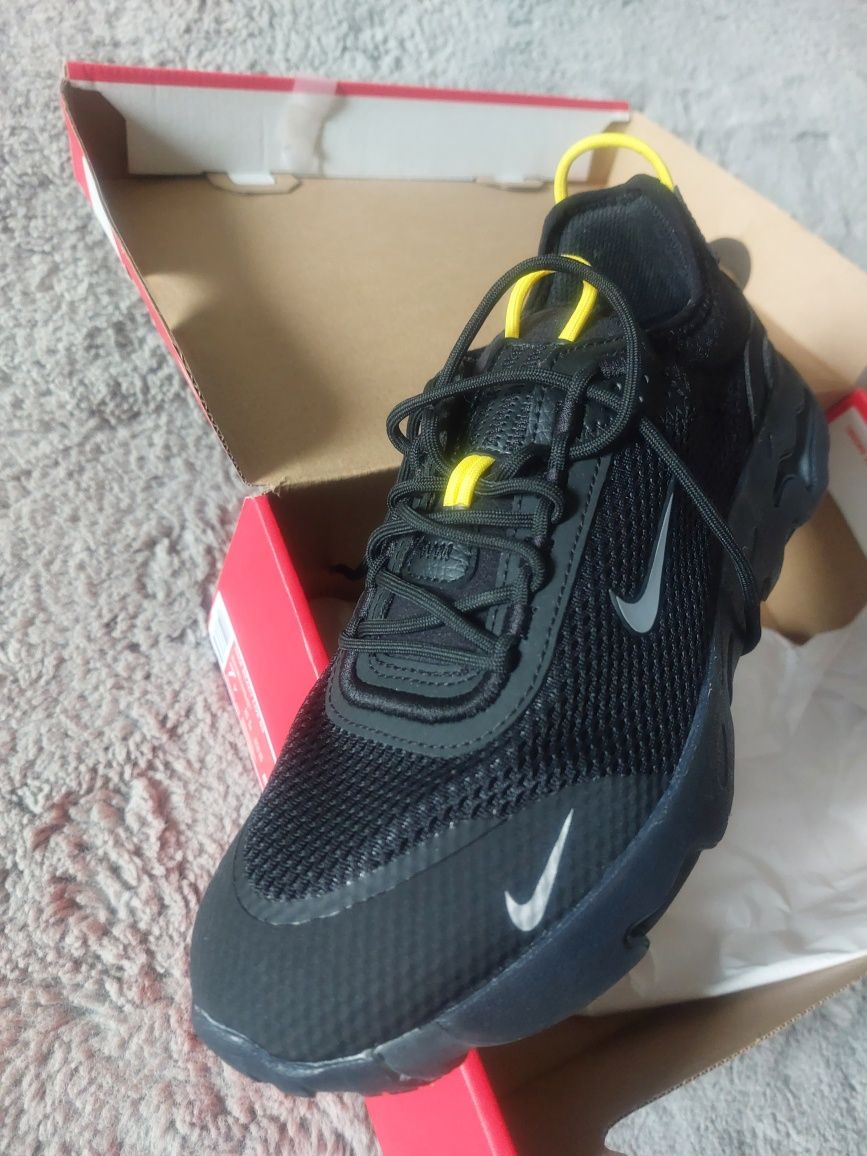 Nike react live preto e amarelo (novos)