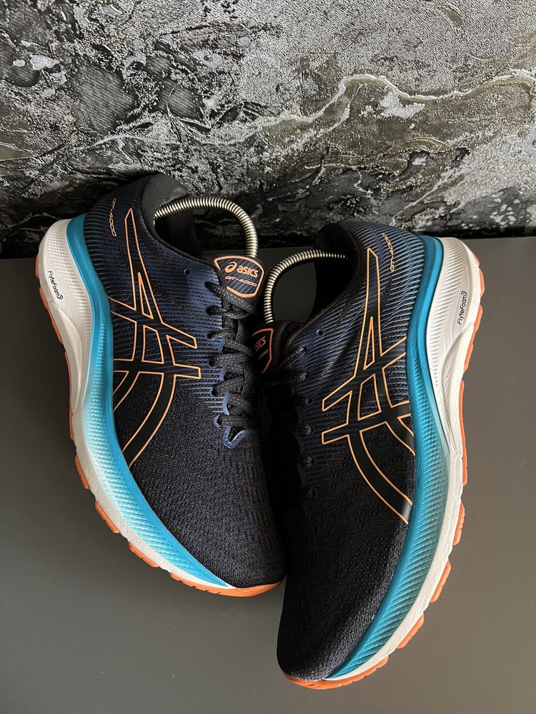 Кросівки чоловічі Asics GT 4000 3 42.5р