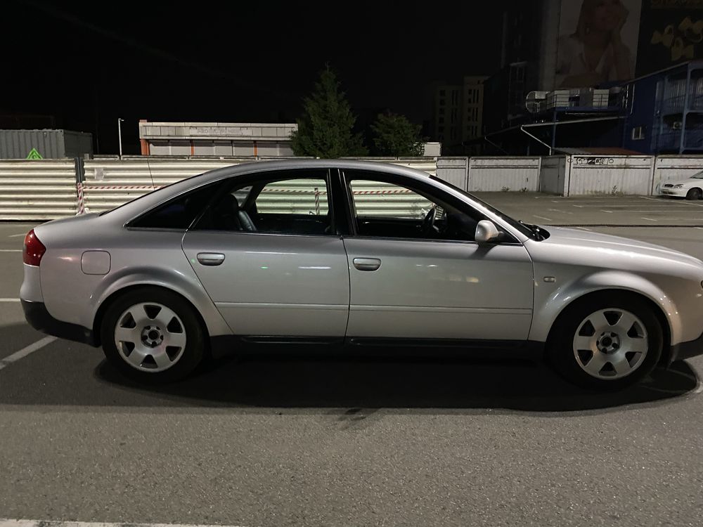 Audi a6c5.             (s6)