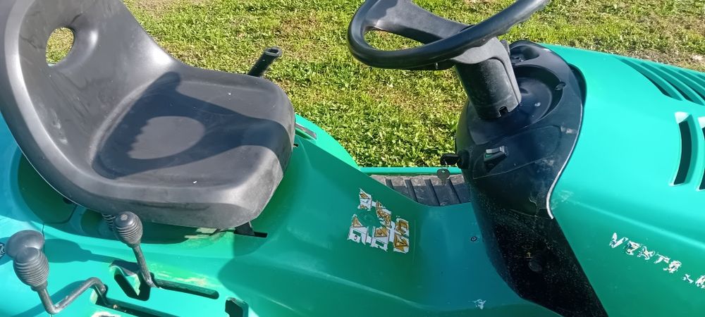 Tractor corta relva 16cv