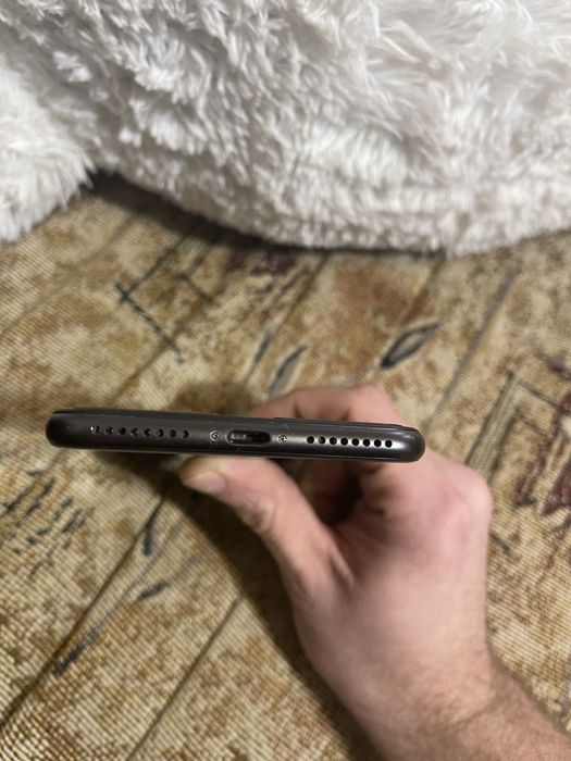 Продам iPhone 8 Plus 256gb necerlock