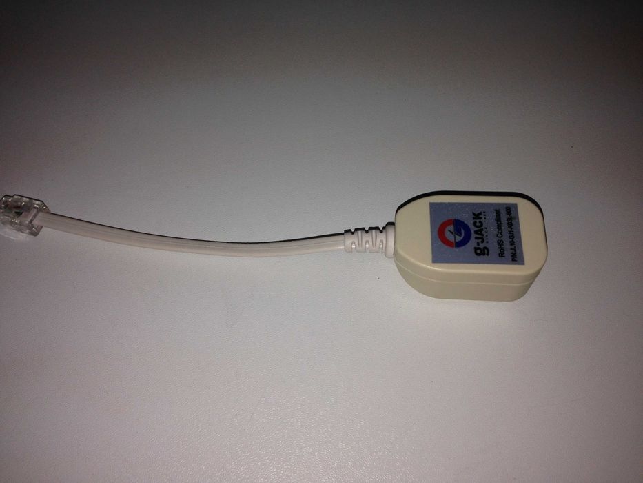 Cabos + ficha telefone