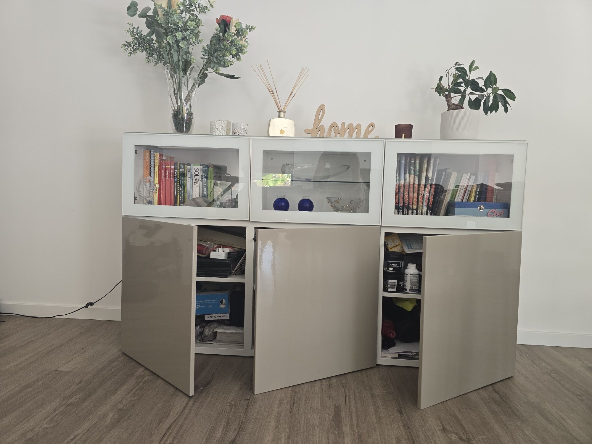 Móvel aparador sala Bestå (ikea)