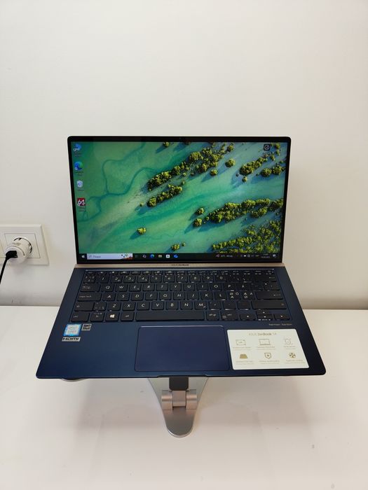 Ноутбук ASUS zenbook 14 UX 433f /i5 8265u/8 ГБ/SSD 256/full HD IPS