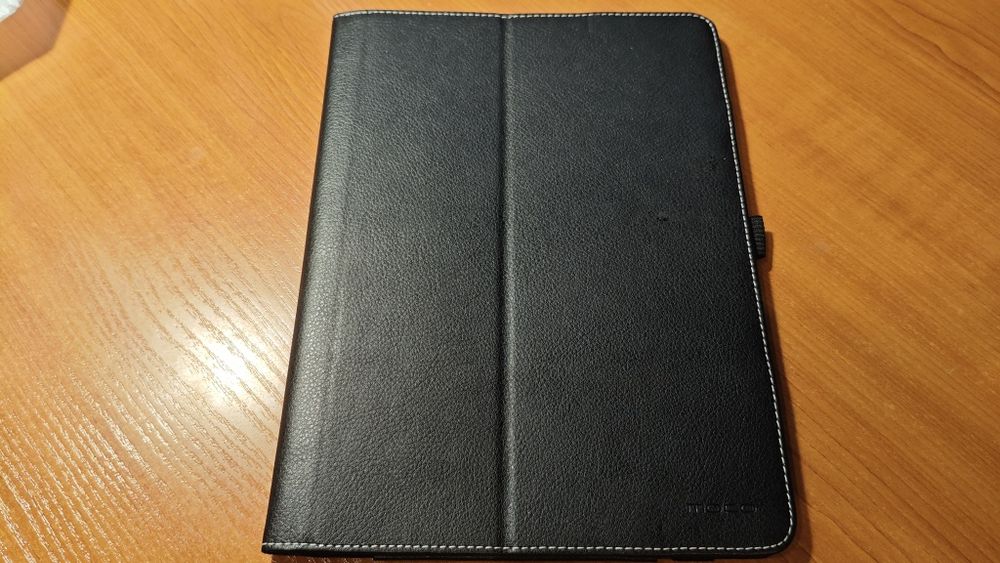 Продается чехол для планшета Asus T101HA.