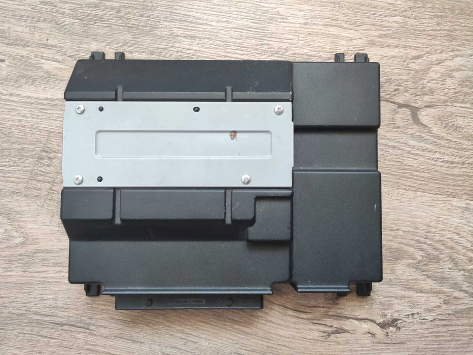 Штатний підсилювач VW, Fender, Dynaudio, 5Q0035456