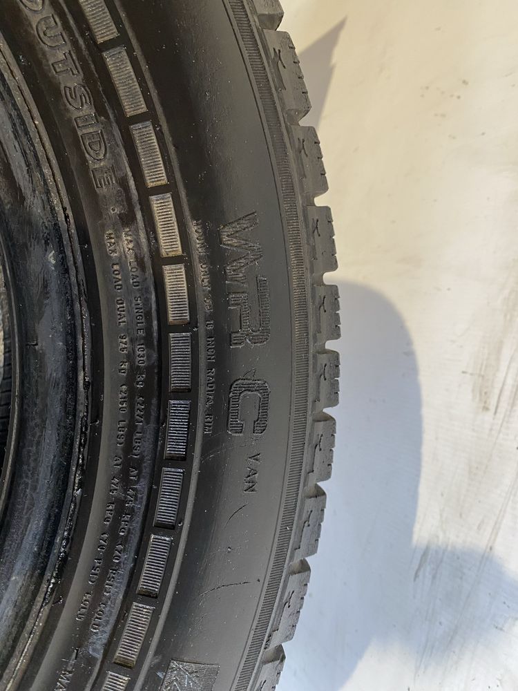 Opona pojedyncza 215/65/16 C Nokian WRC