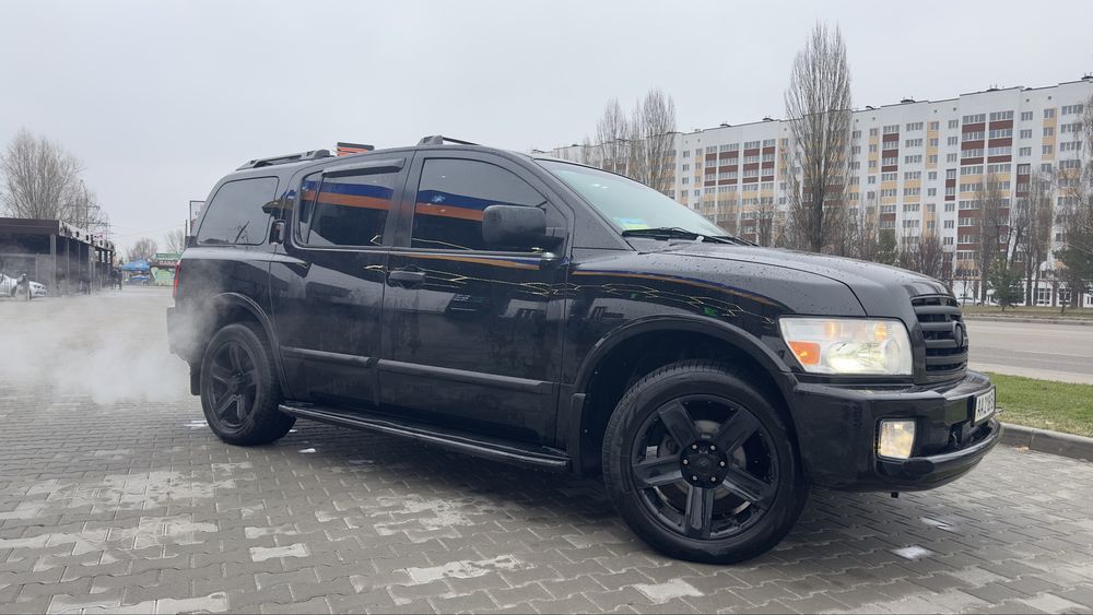 Терміново Infiniti qx56