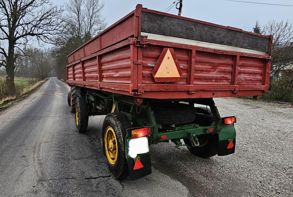 Przyczepa  d 55 . 6T rolnicza