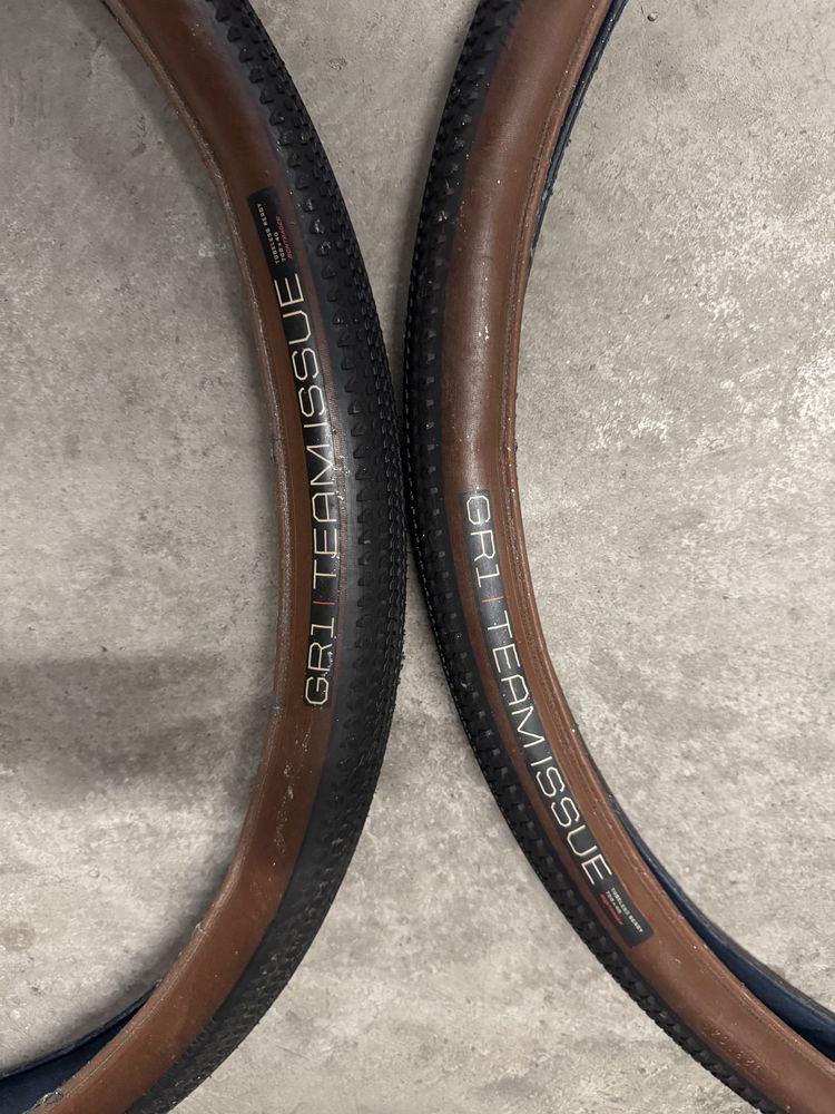 Opony Bontrager GR1 Team Issue 700x40c