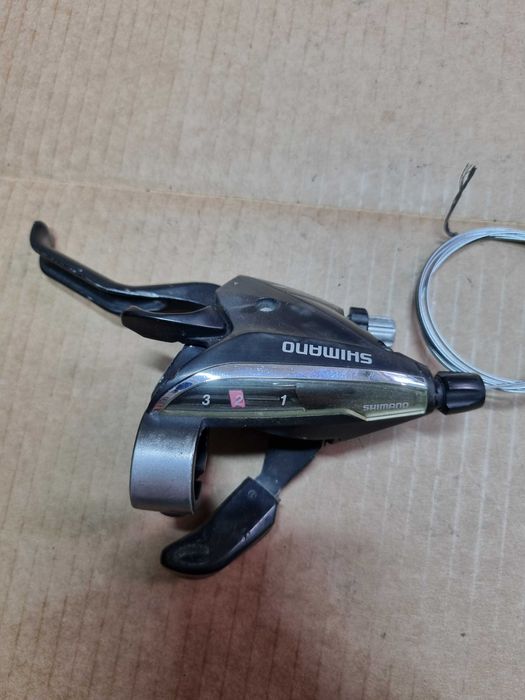 Klamkomanetki Shimano ST-EF65 3x9s