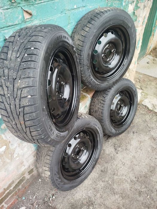 Продам резину Nordman 185х65х15