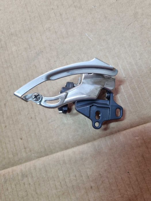 Przerzutka przednia m570 3s