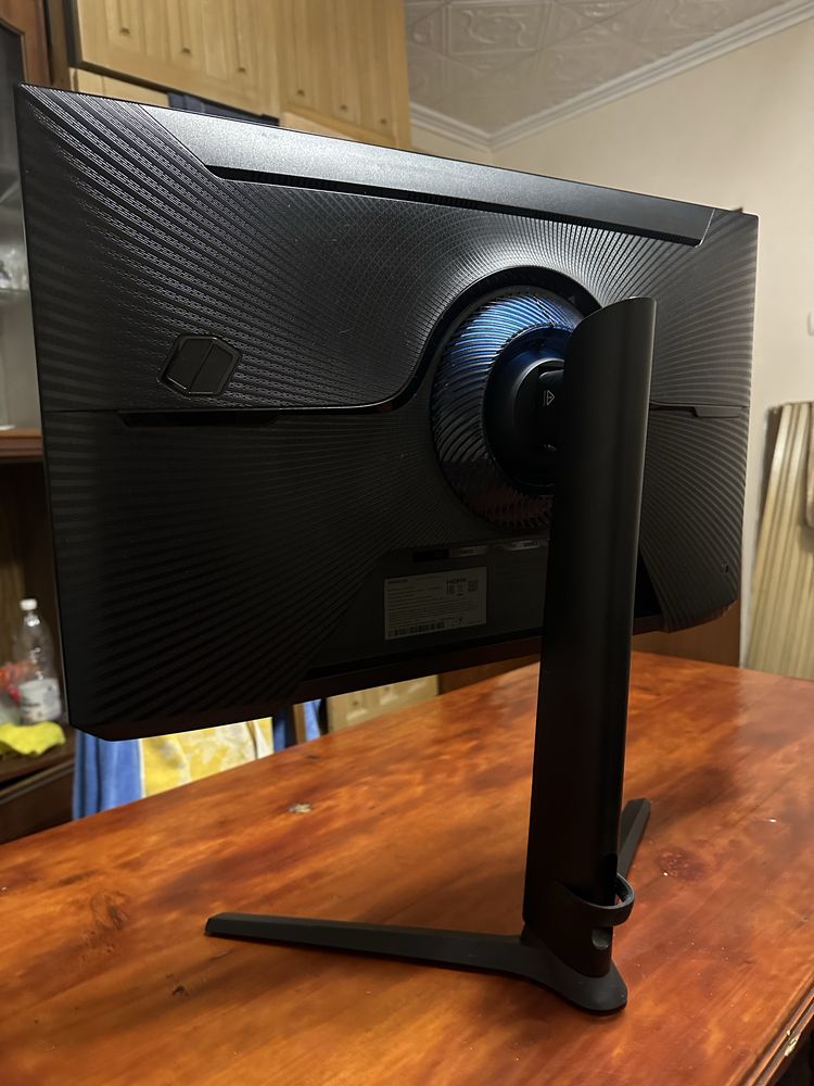 2К 165Гц IPS 27" Odyssey G5 S27AG500NIXCI