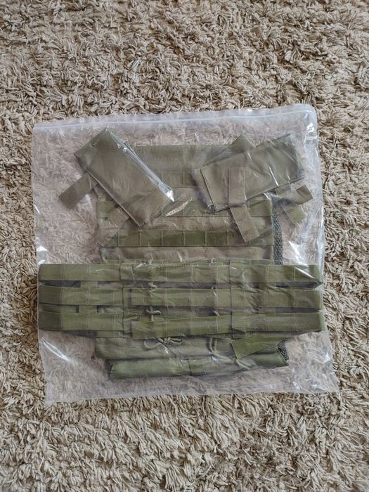 Плитоноски Plate Carrier під плити 25х30 см нові