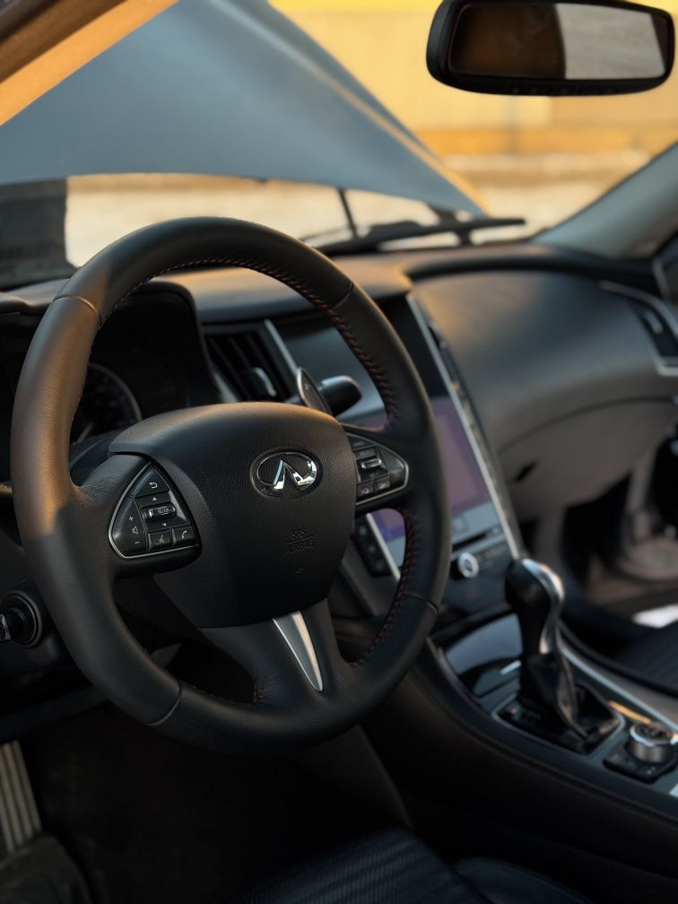 INFINITI Q50 Red Sport 400