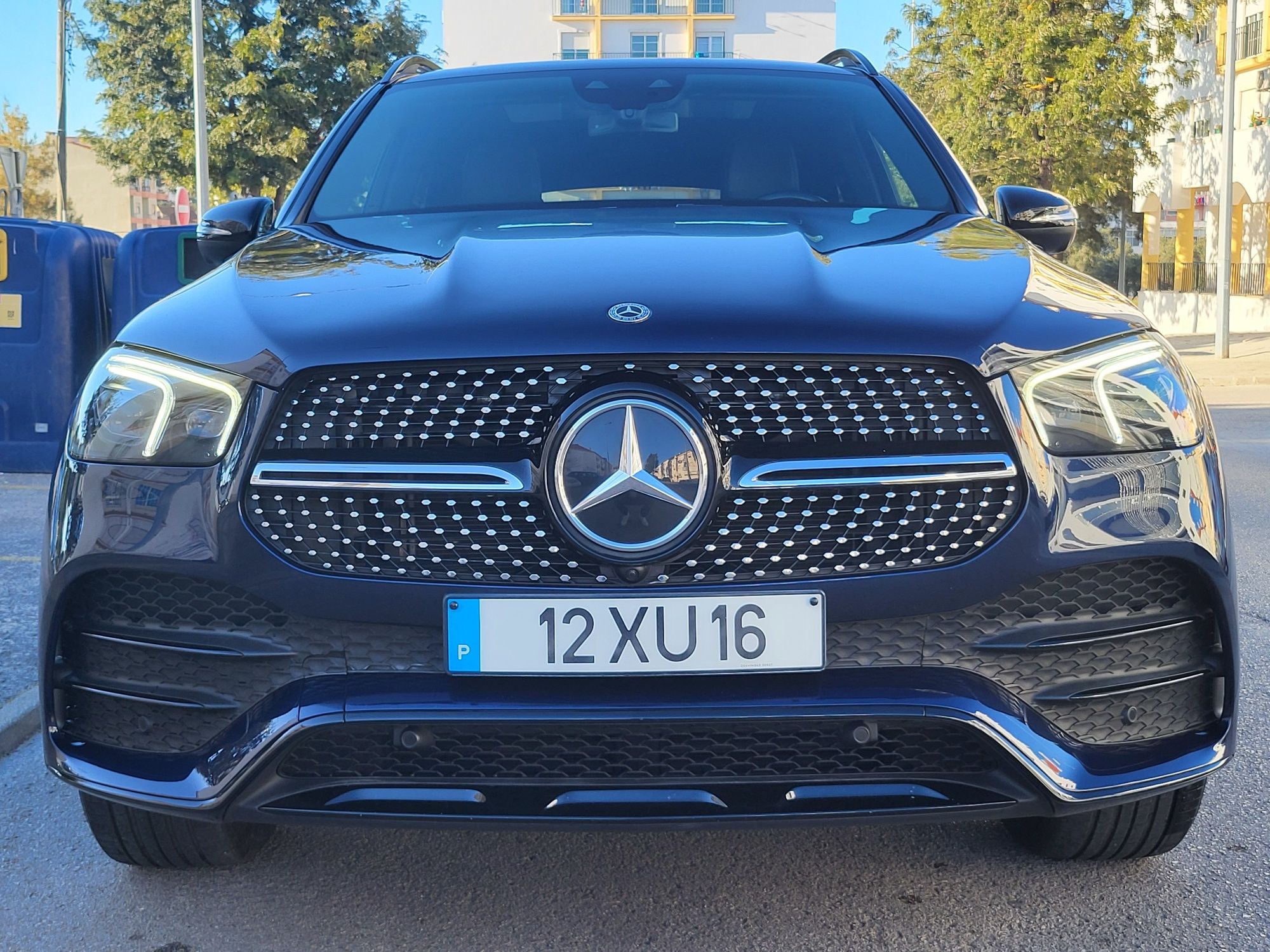 Mercedes GLE 300d AMG Pack Night Aceito retoma