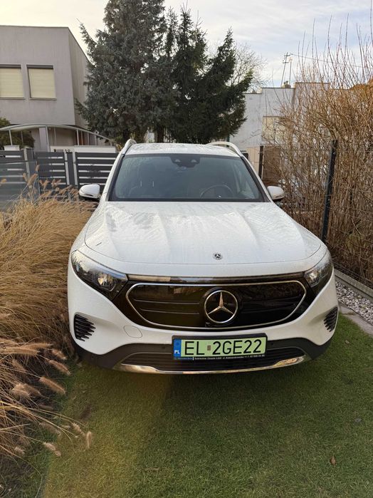 Sprzedam EQB 300 4matic 2022r