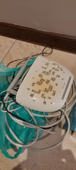 Router adsl TD-w8961N drugi gratis