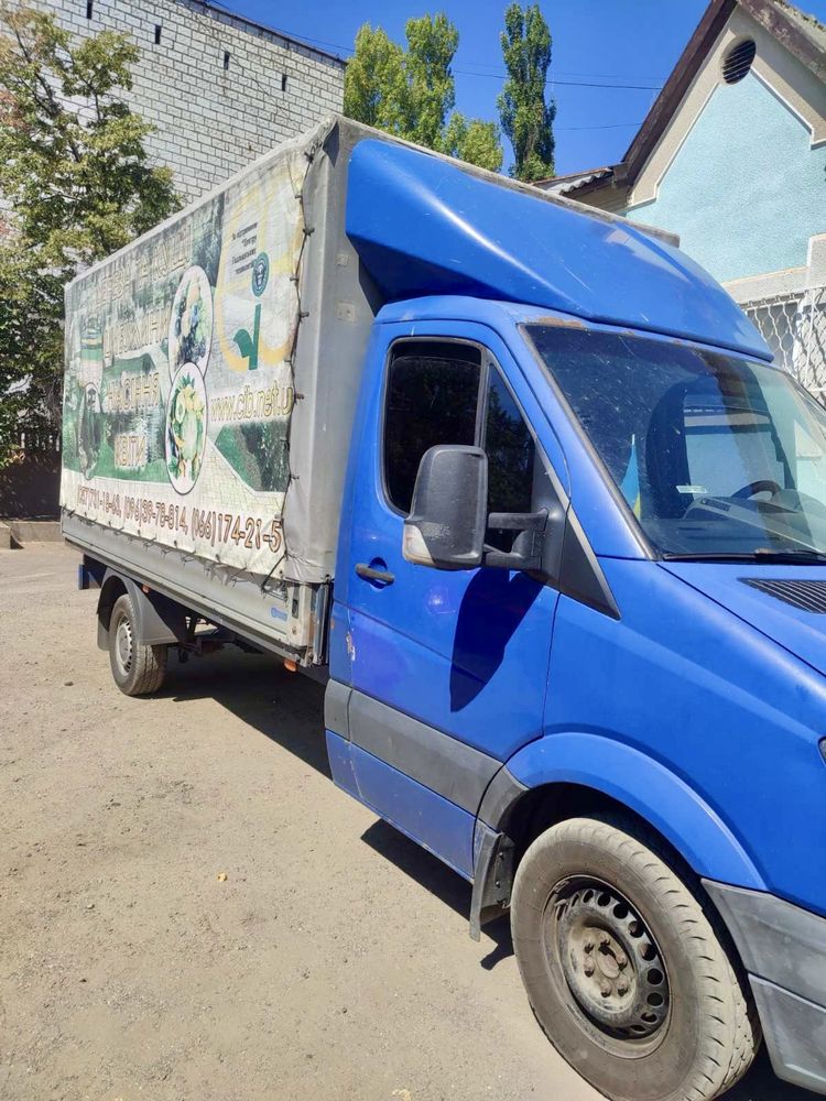 Mercedes-Benz Sprinter 316 CDI 2011 року.