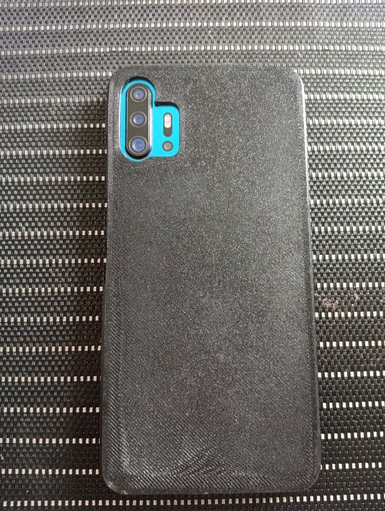 Продам смартфон UMIDIGI F2