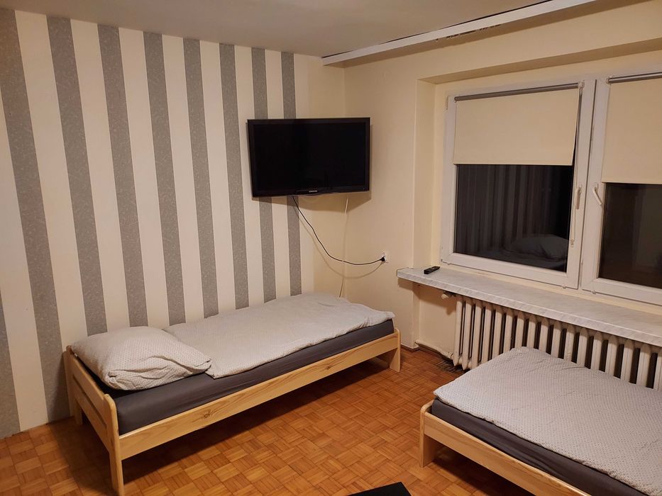 NOCLEGI KWATERY Pokoje do wynajęcia z łazienkami Tanio dla pracowników