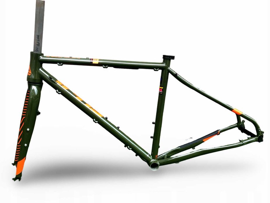 Rama rowerowa GRAVEL FUJI JARI 2.3 rozmiar 52CM z widelcem