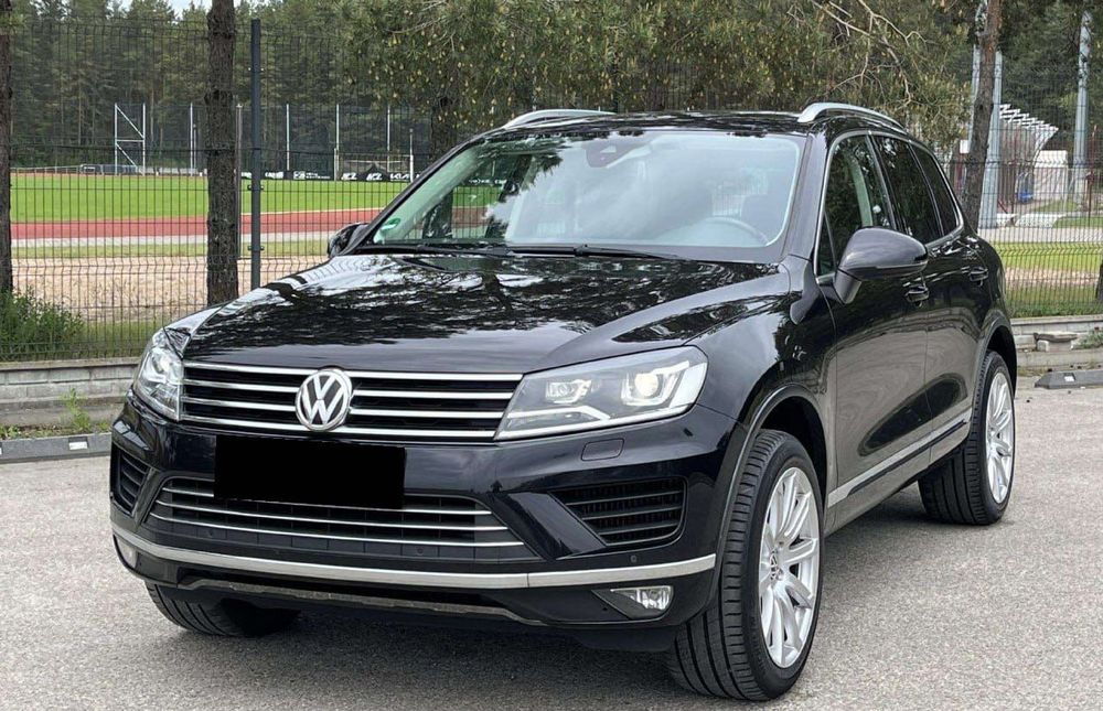 Продаю Volkswagen Touareg 2016 року