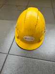 Kask roboczy budowlany ochronny hełm