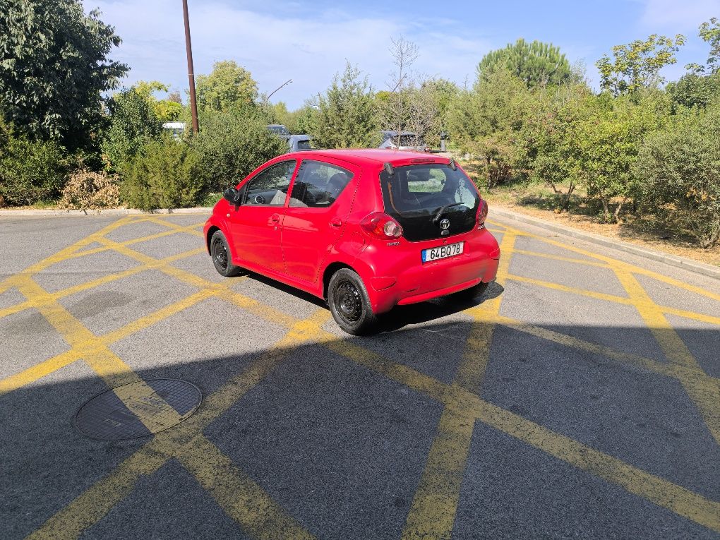 Toyota aygo 1.0 5 portas