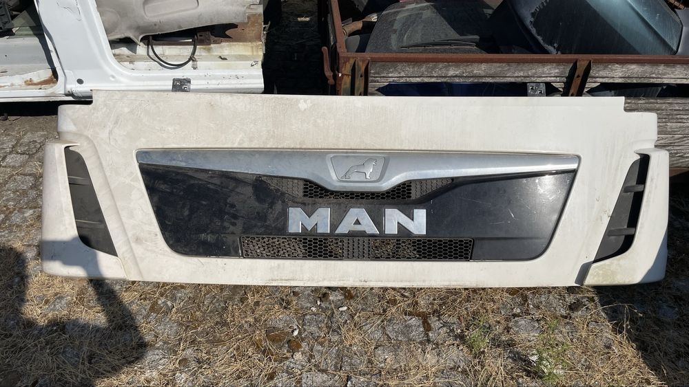 Grelha Frontal MANn