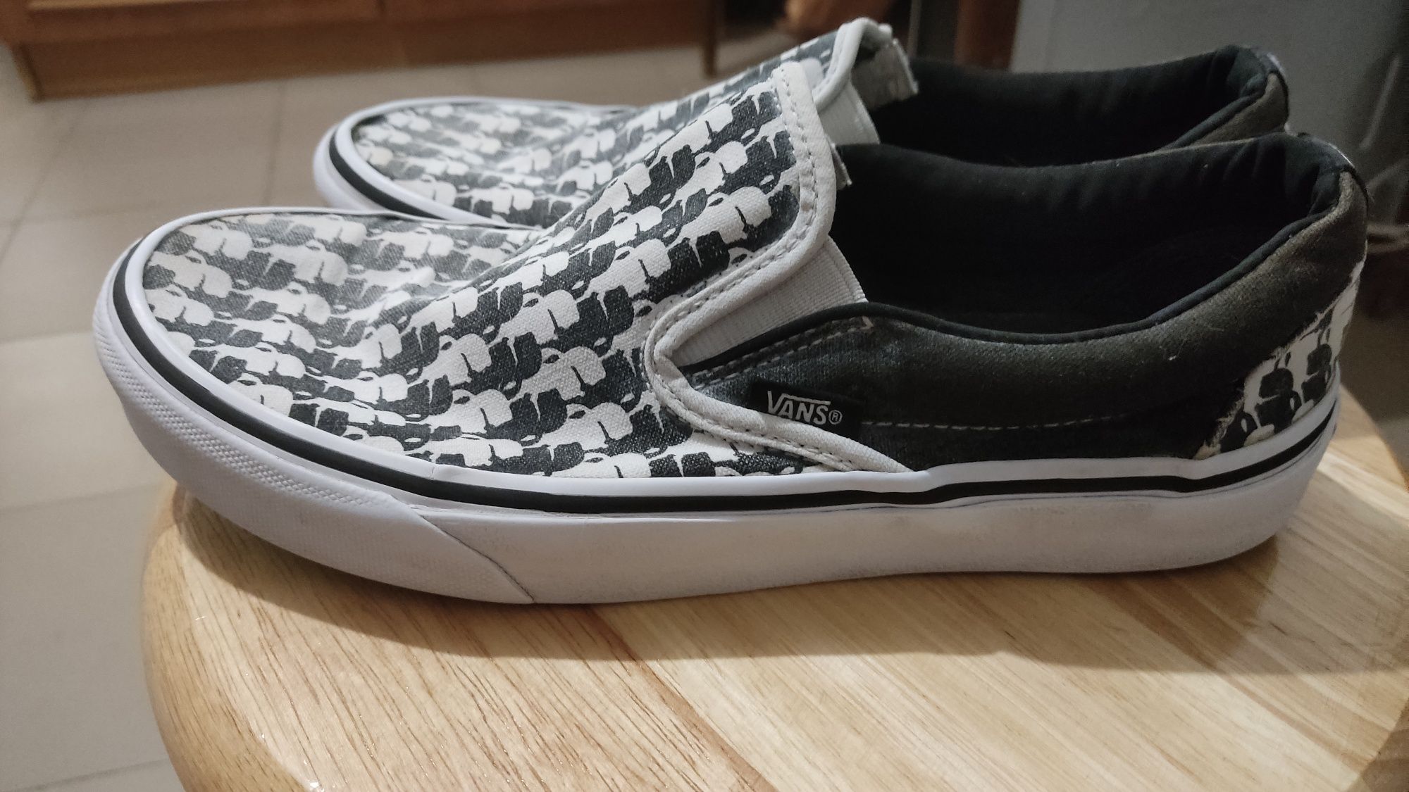 Сліпони Vans Karl Lagerfeld