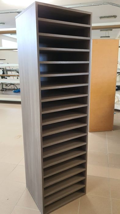 Regał na dokumenty wys 175 szer. 50cm gł. 45cm