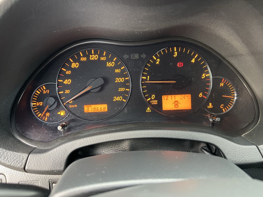 Toyota Avensis 2.2 D4D 177л.с. Турбо-Дизель Рестайлінг Тойота Авенсіс