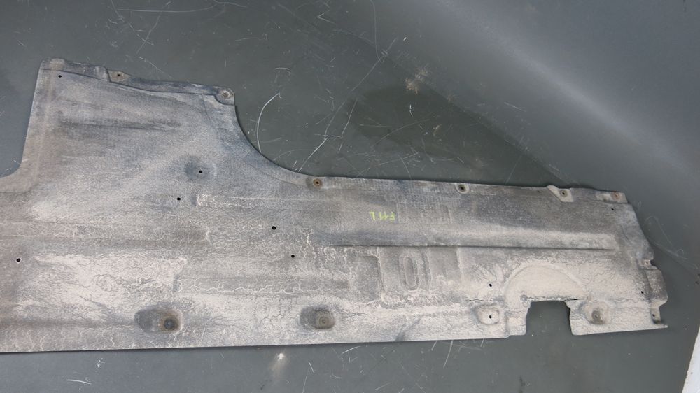 BMW F11 F10 5 osłona płyta progu podwozia Lewa