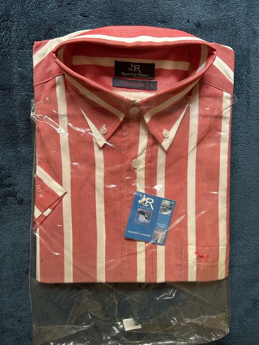 Camisa masculina manga curta. Nova com embalagem.