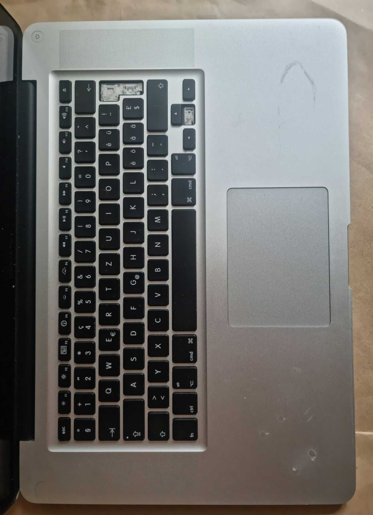 Apple   MacBook Pro 15" - 1шг,