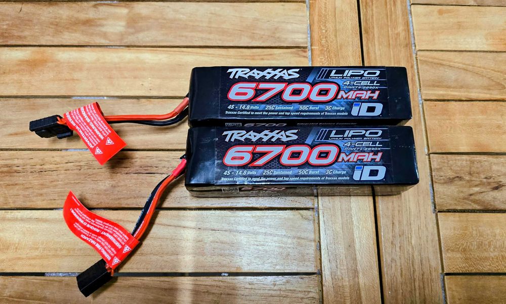 Baterias Traxxas Lipo 4S - 6700 Mha - Novas
