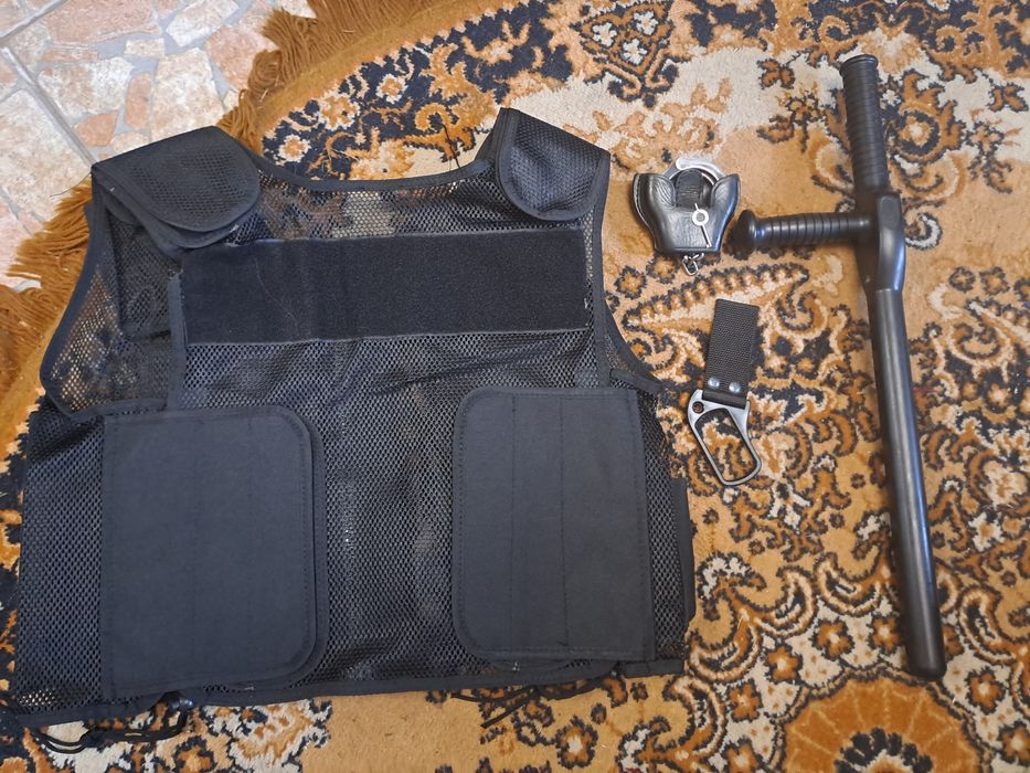 Kamizelka taktyczna nowa starej produkcji.