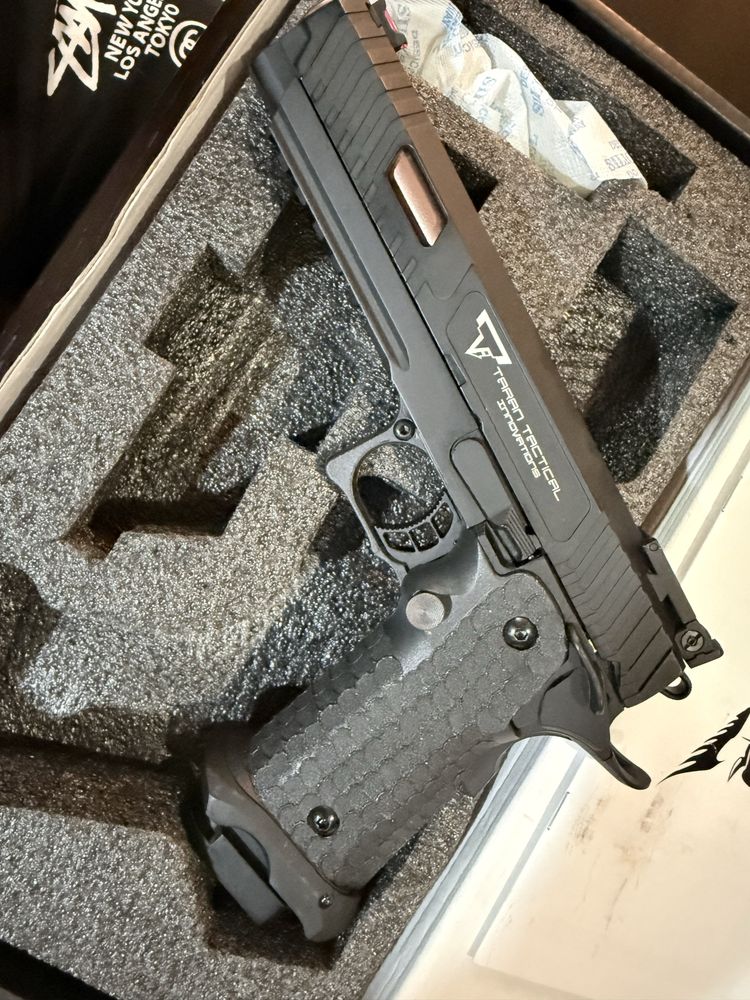 Combat Master Army Armament